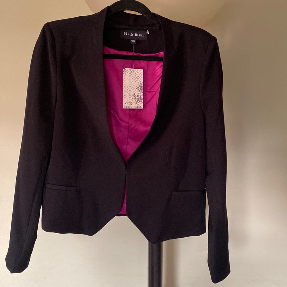 Black Rainn Blazer with Magenta Lining NWT
